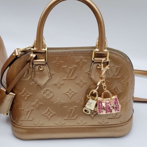 100% Auth Louis Vuitton Lock & Key with unbranded Bagcharm, Keycharm, Keychain - Picture 7 of 7